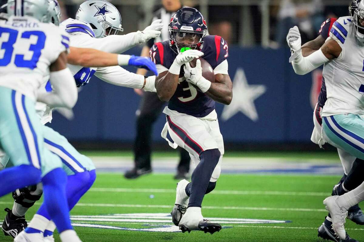 when is the texans first game 2022