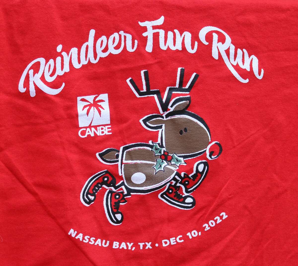 The streets of Nassau Bay were again the host of a 5K race or 3.1 miles. On Saturday, it was the annual Reindeer Fun Run where pleasant December temperatures allowed for pretty fast runs for the top 10 finishers.