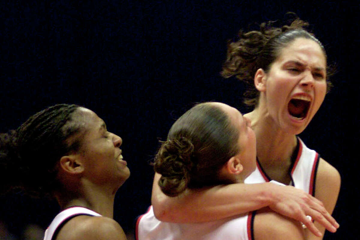 UConn Women's Basketball 00s All-Decade Team: Bird, Taurasi, Moore