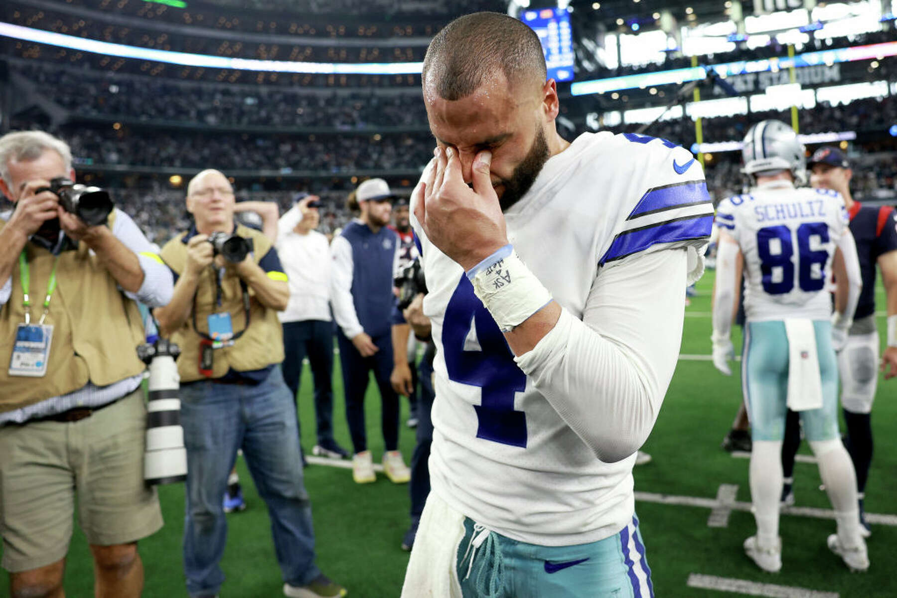 Cowboys beat Texans 27-23