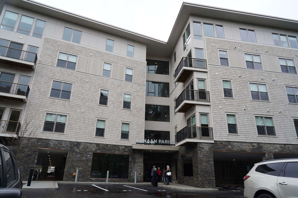New Canaan official wants seniors to use affordable housing units
