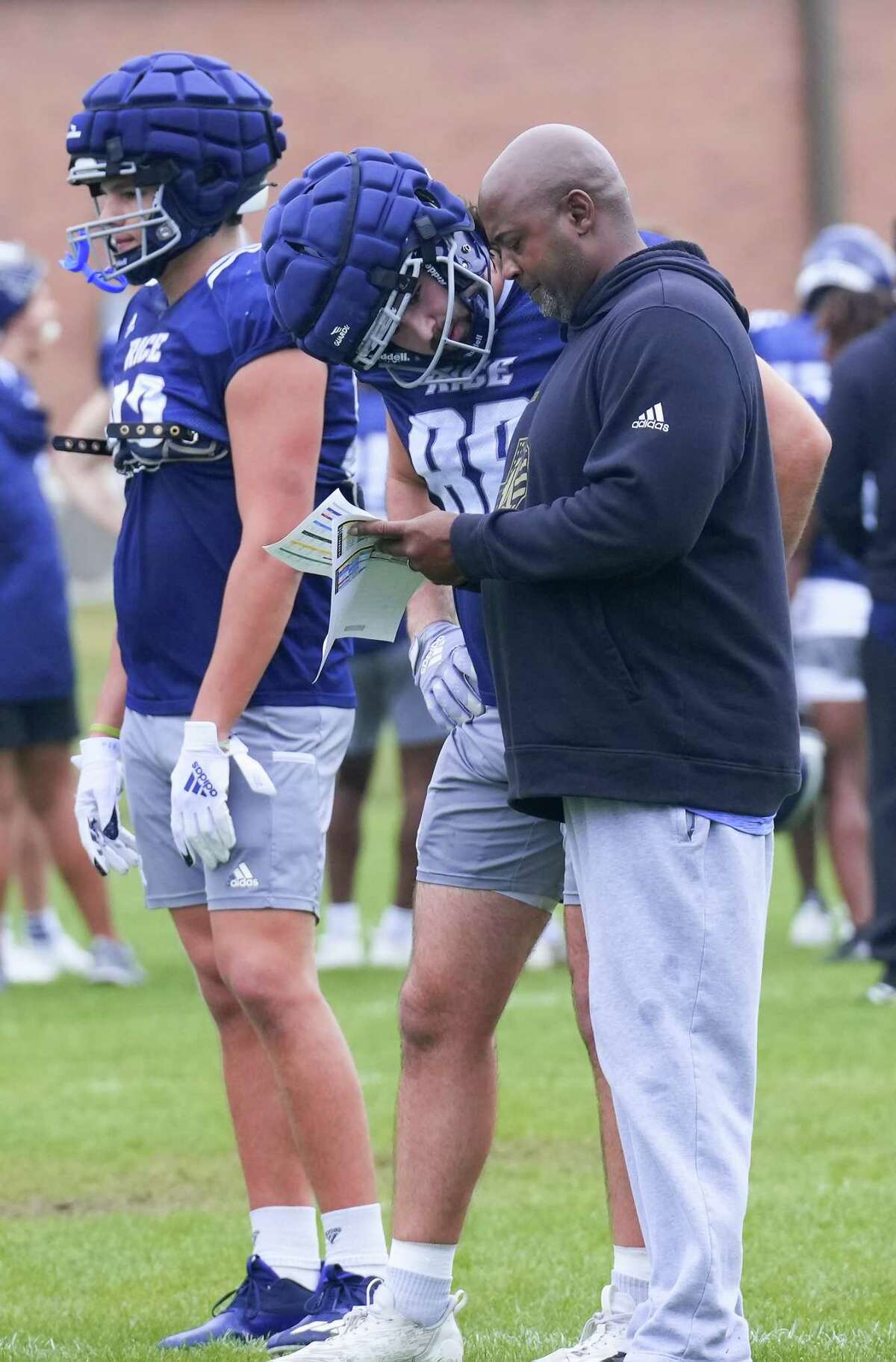 Rice football coach back on field after lung, kidney transplant