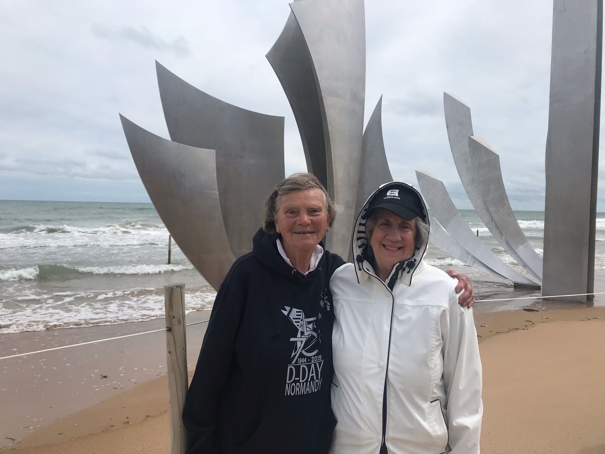 Les Braves - Dday Omaha Beach | Omaha Beach Sand - Normandy France - Military Memorial Wedding Rings