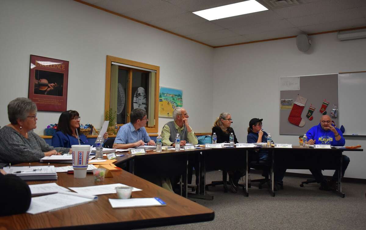 Evart school board approves robotics coaching staff