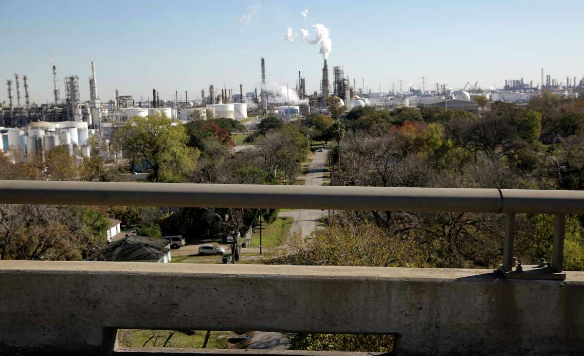 Manchester neighborhood is surrounded by Valero and other industries inHouston on Thursday, Dec. 19, 2019.