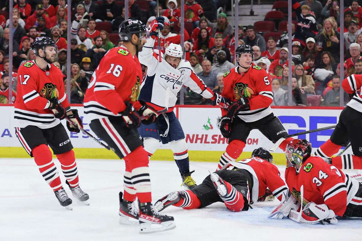 Ovechkin Reaches 800 Goals As Capitals Beat Blackhawks 7-3