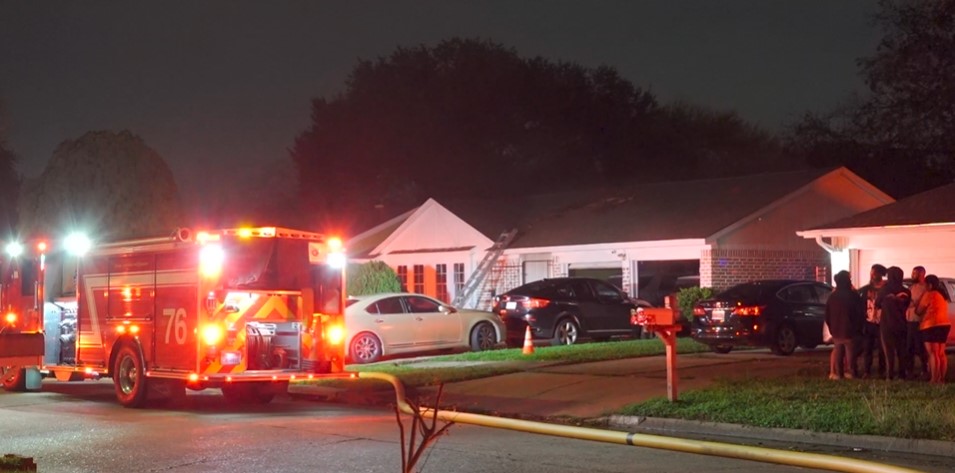 4 Hospitalized After Houston Home Catches Fire, Officials Say