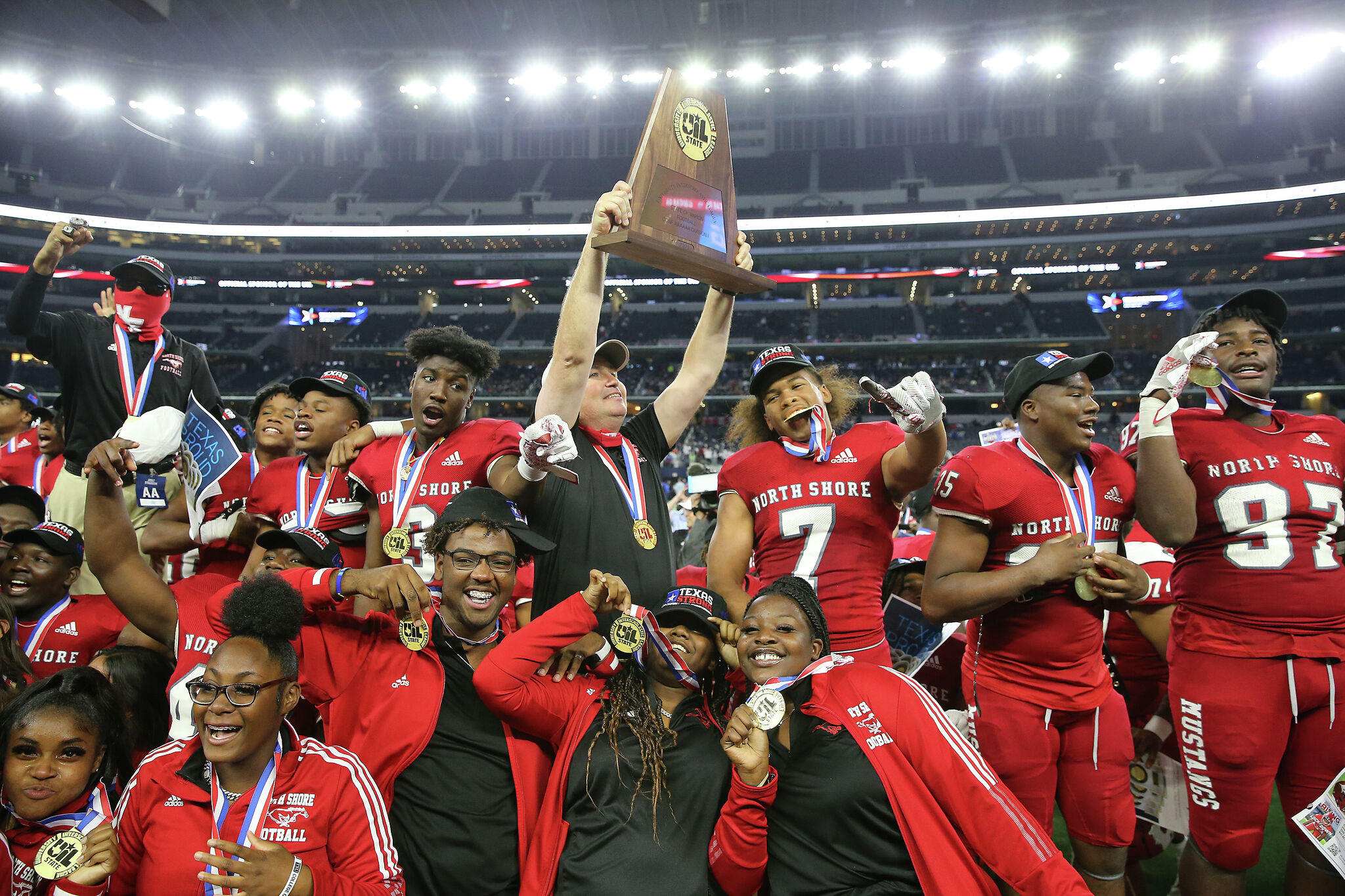 Why North Shore-Duncanville rivalry is good for HS football