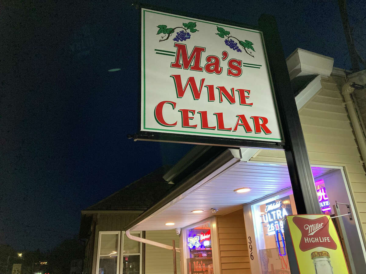 Ma's Wine Cellar aims to be East Haven community destination
