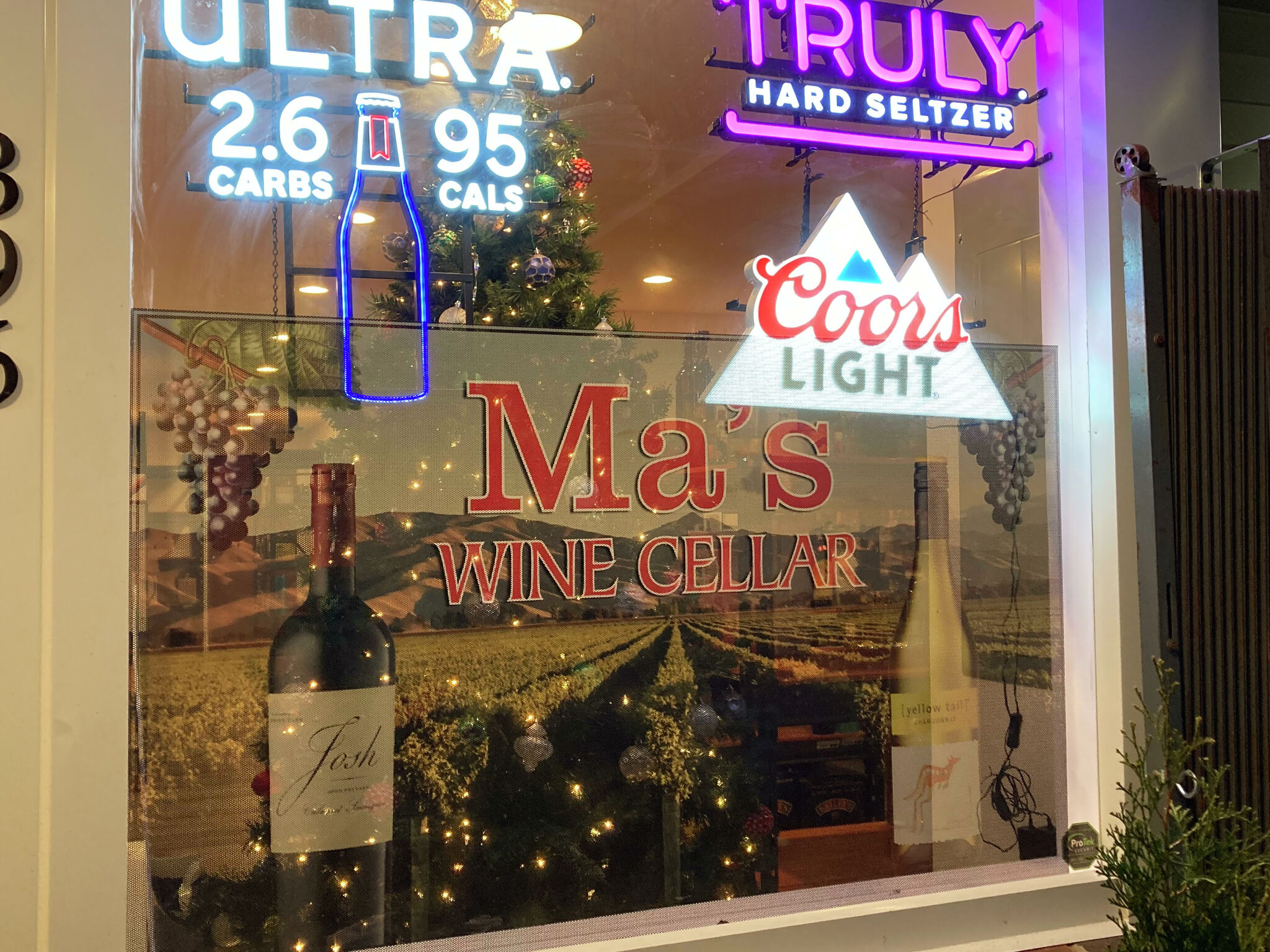 Ma's Wine Cellar aims to be East Haven community destination