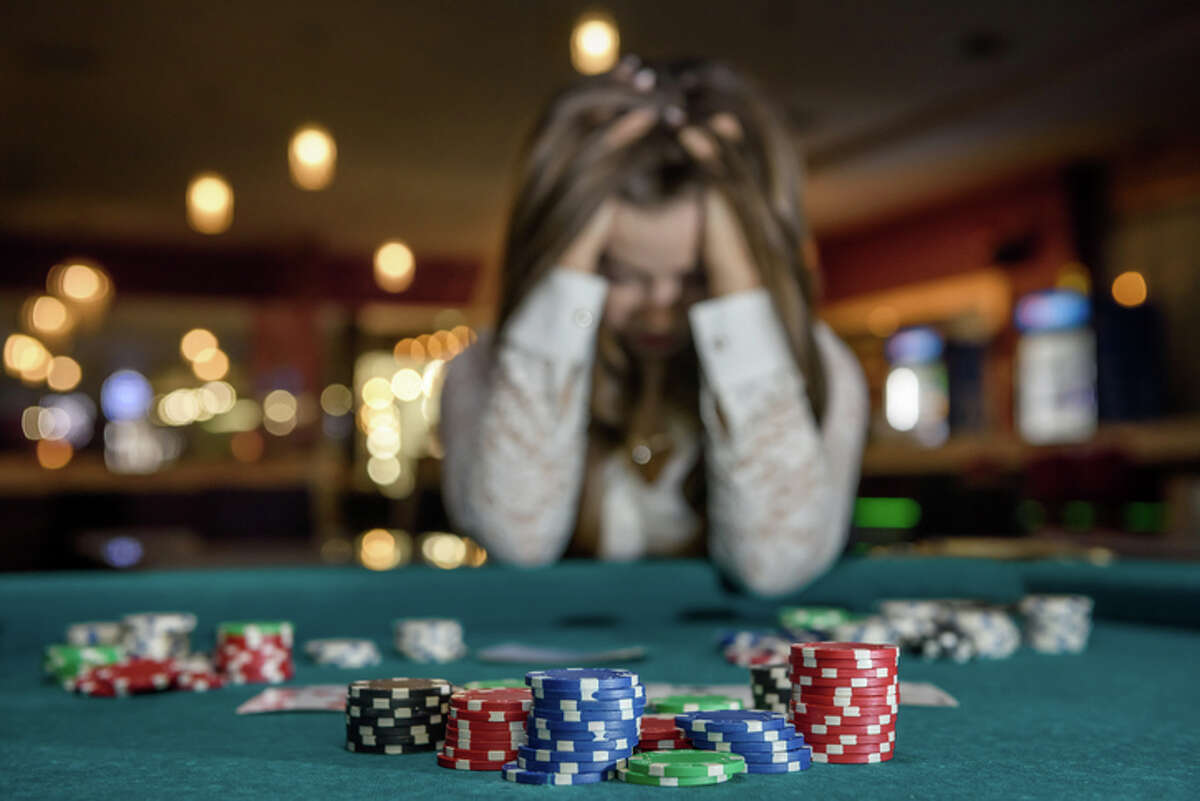 According to research by Health Resources in Action, 4% percent, or nearly 400,000, of Illinois residents have a gambling disorder, and another 7%, or 700,000, are at risk of developing a gambling disorder.