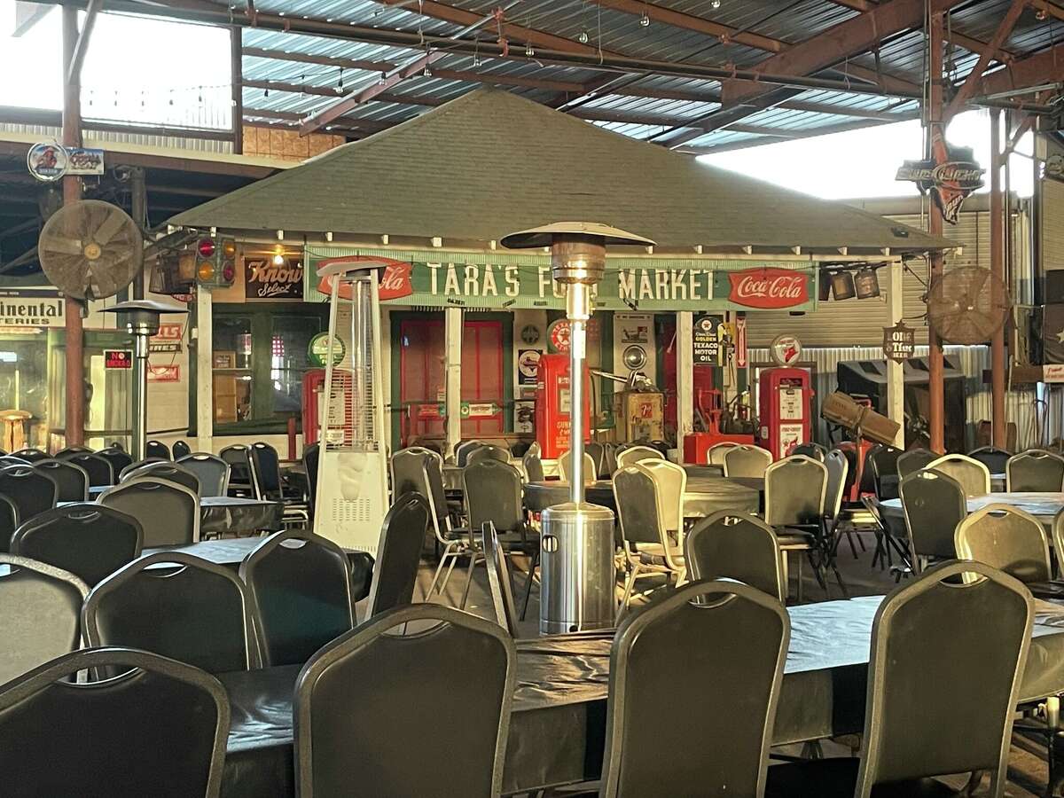 'Flatout fun' Savor experience at Texas Pride Barbecue