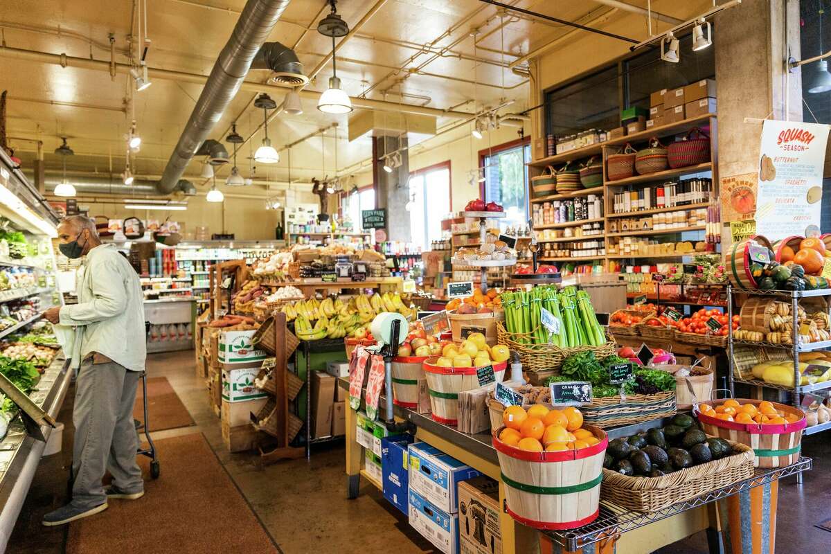 Gus’s Community Market will take over Canyon Market in SF