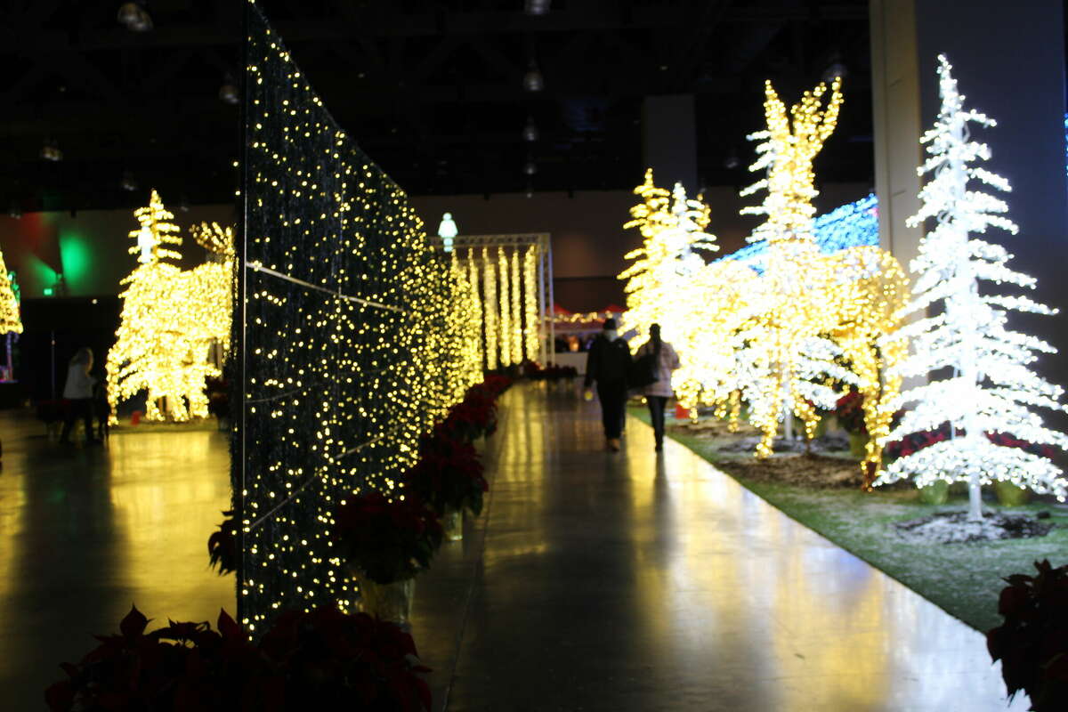 Hartford Glow turns Convention Center into a winter wonderland