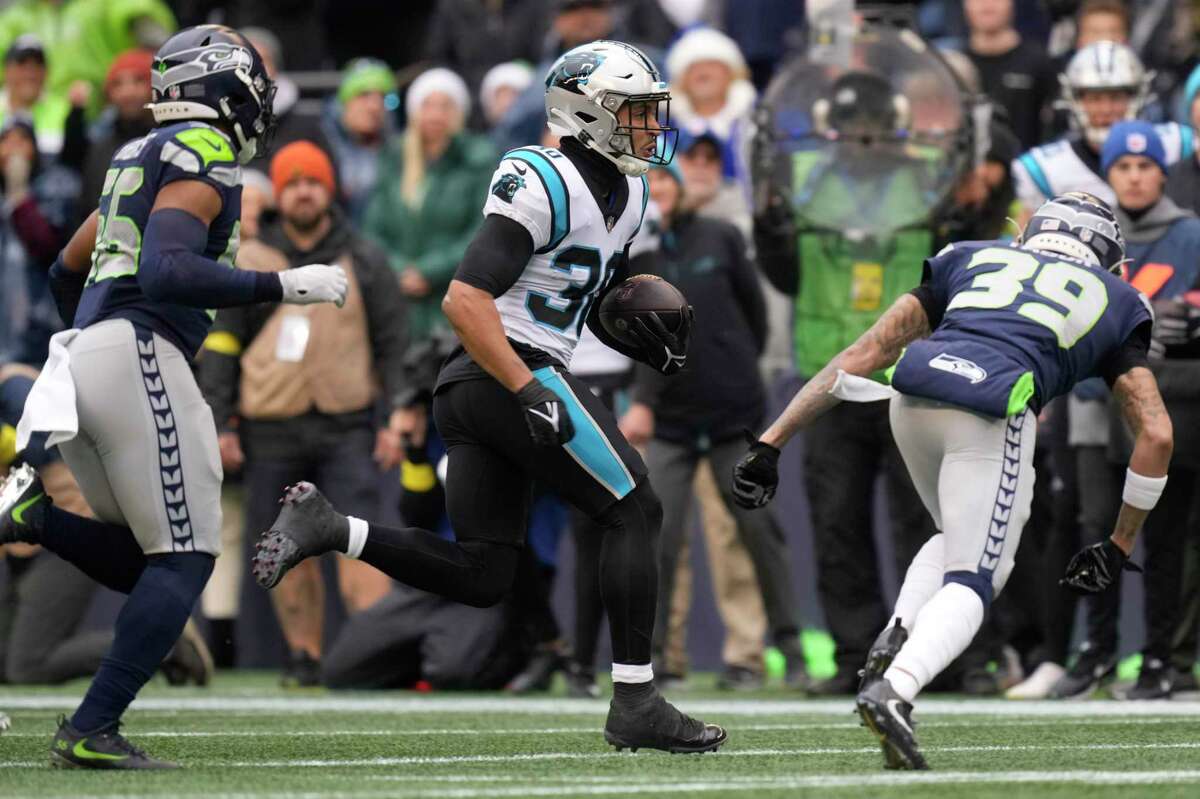 Carolina Panthers run all over Seahawks, win 30-24 for first road win in  2022