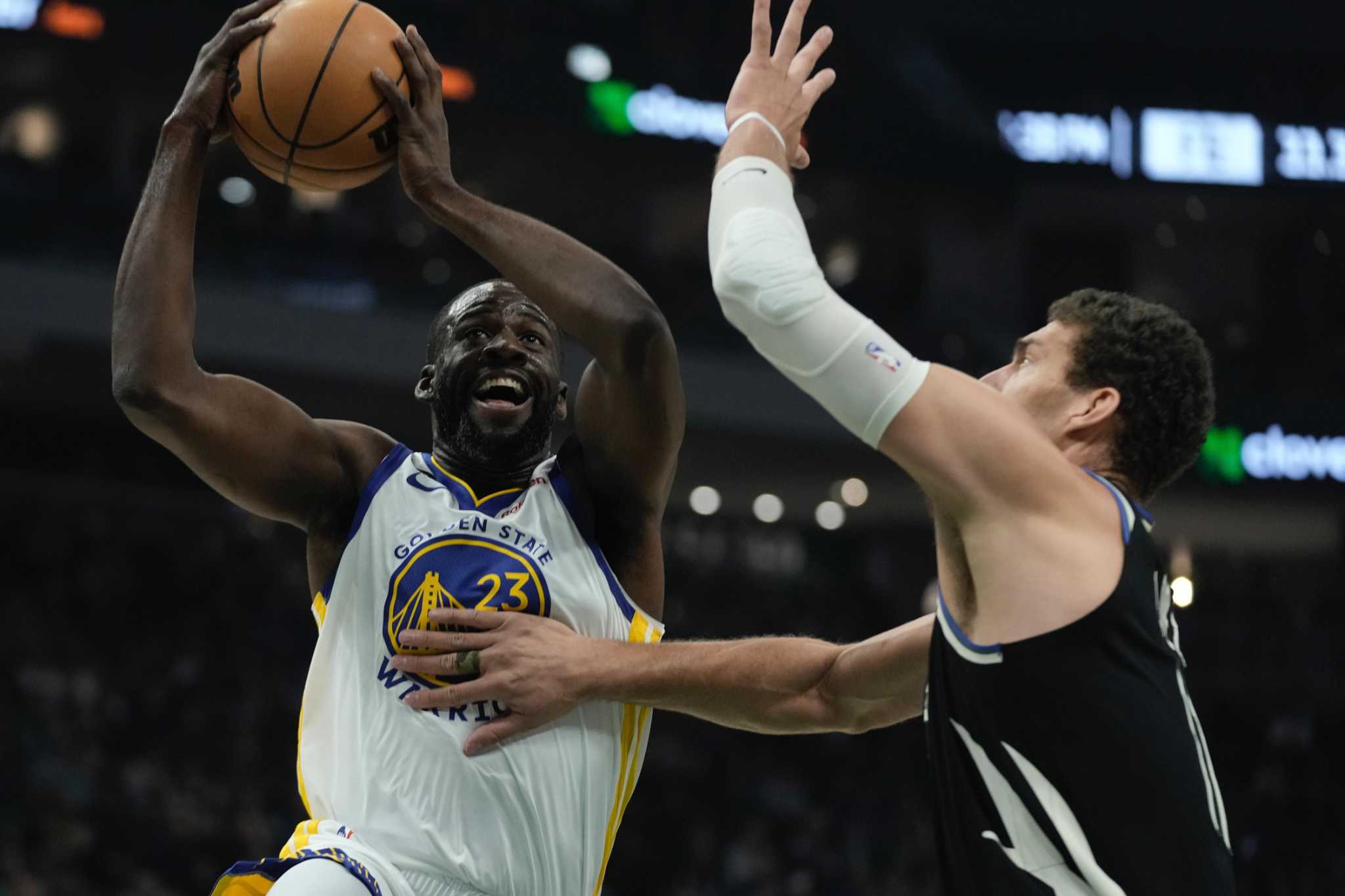 7 times Draymond Green kicked someone on a basketball court