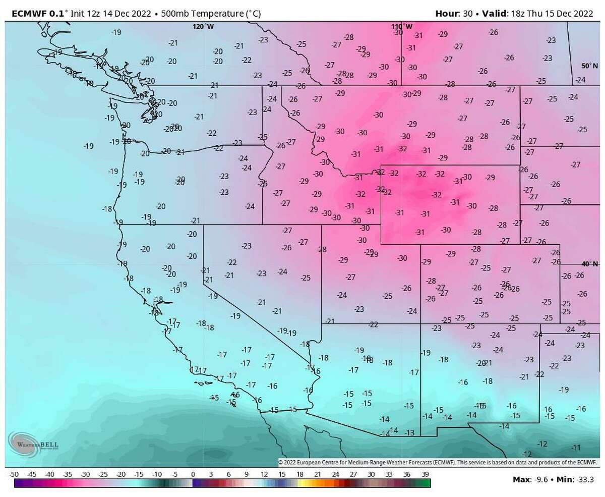 The European weather model’s 500 mb temperature map set for Thursday morning. This level of the atmosphere helps to showcase that the center of this Arctic weather system is sitting over the Snake River Valley in Idaho. Its influence is spread out in all directions, dropping temperatures in this layer of the atmosphere as far away as California.