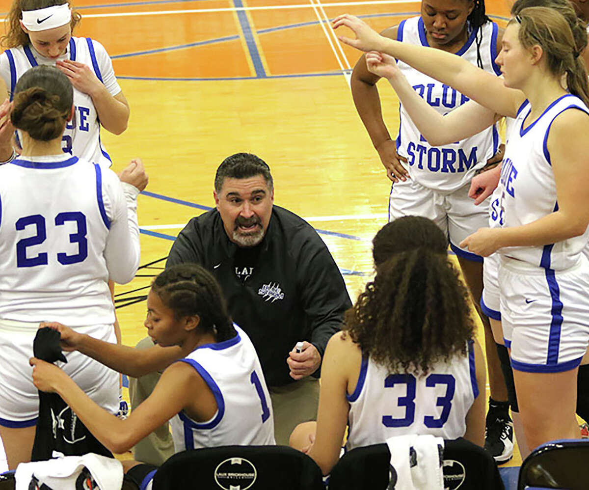 LCCC will host Jonathan Denney-coached SWIC Saturday at Riverbend Arena