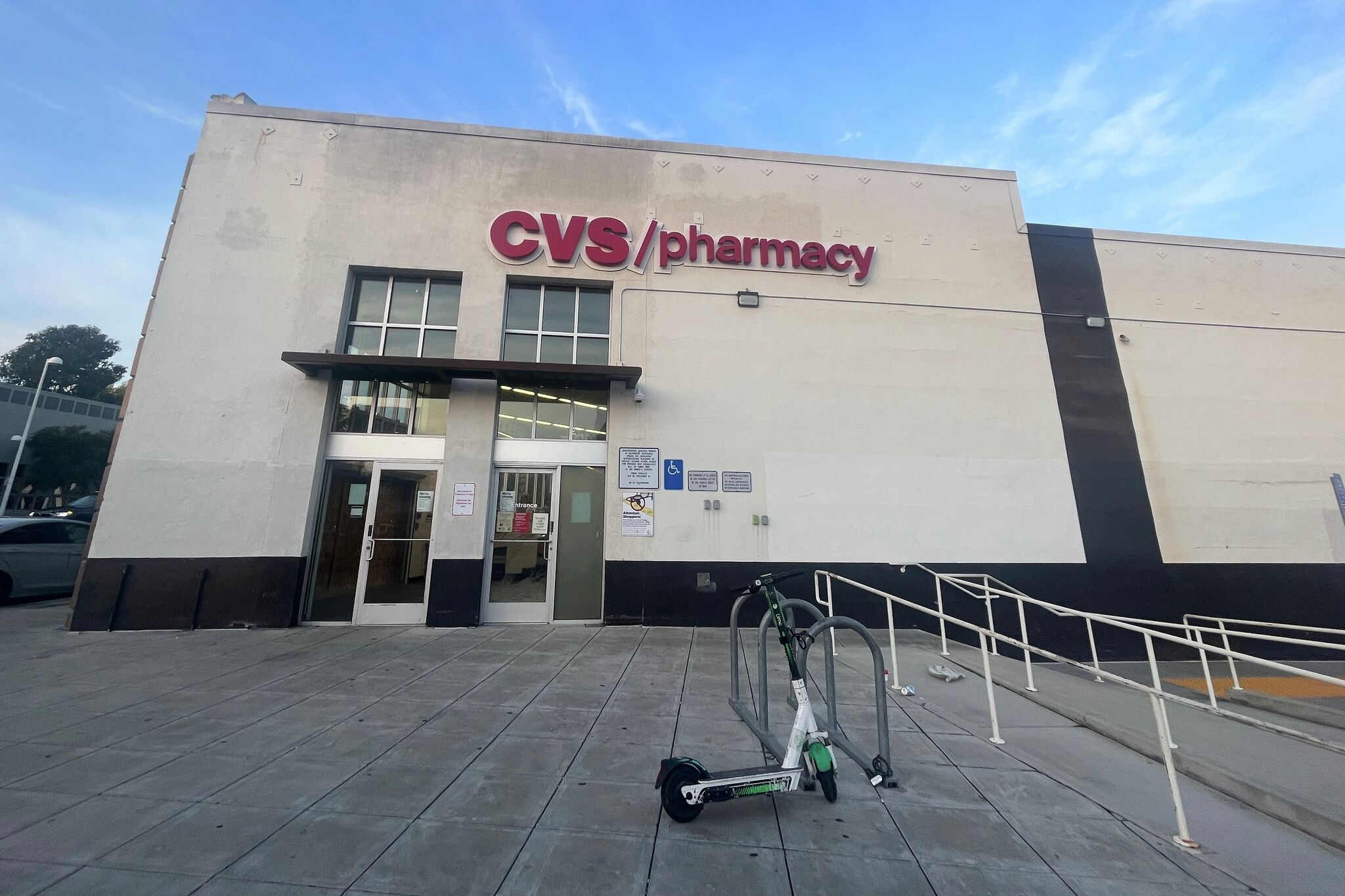 Oakland CVS pharmacy slated to close in the new year