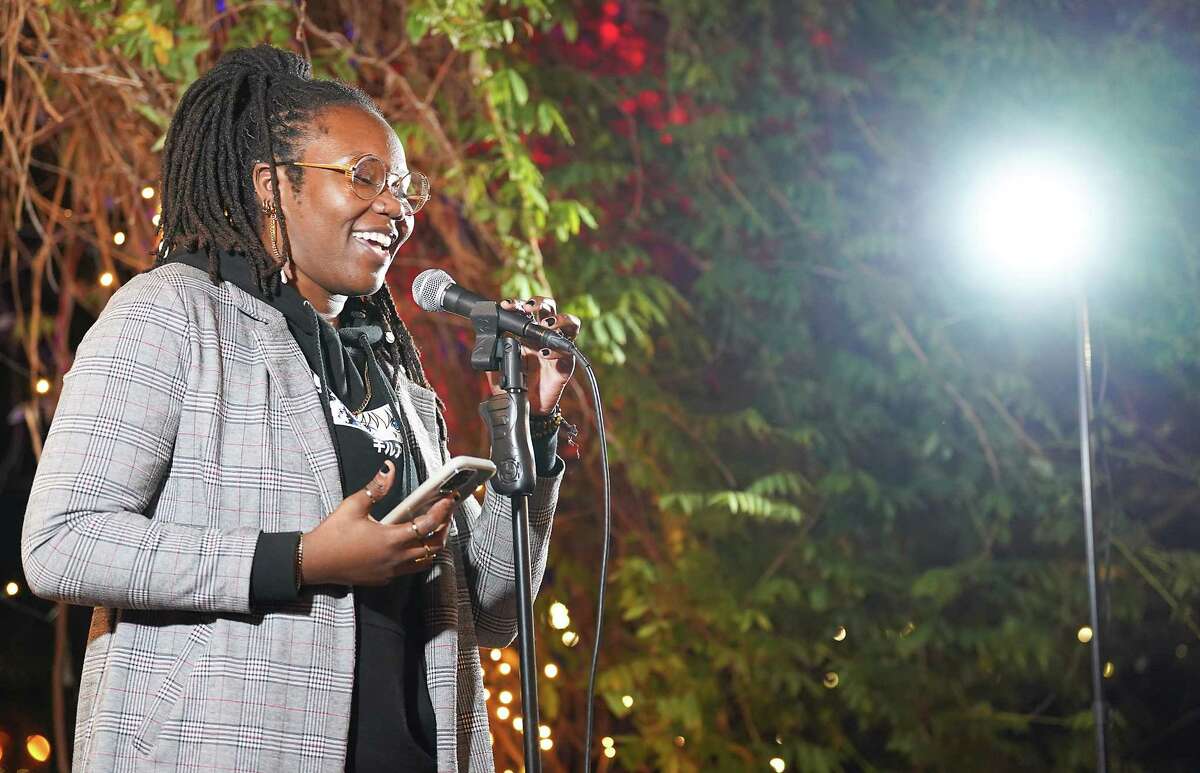 Tomball 8yearold performs poems, following in mother's footstep