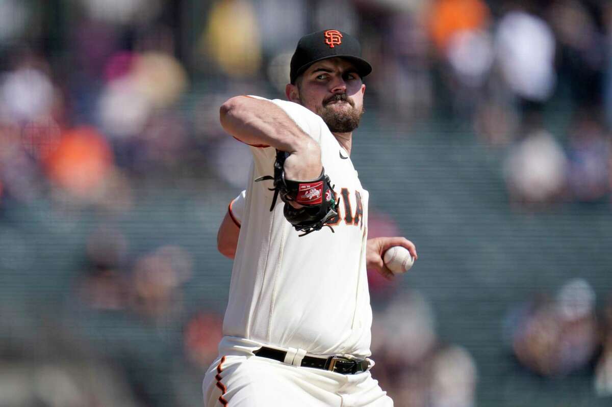 BREAKING NEWS: Yankees sign Carlos Rodon