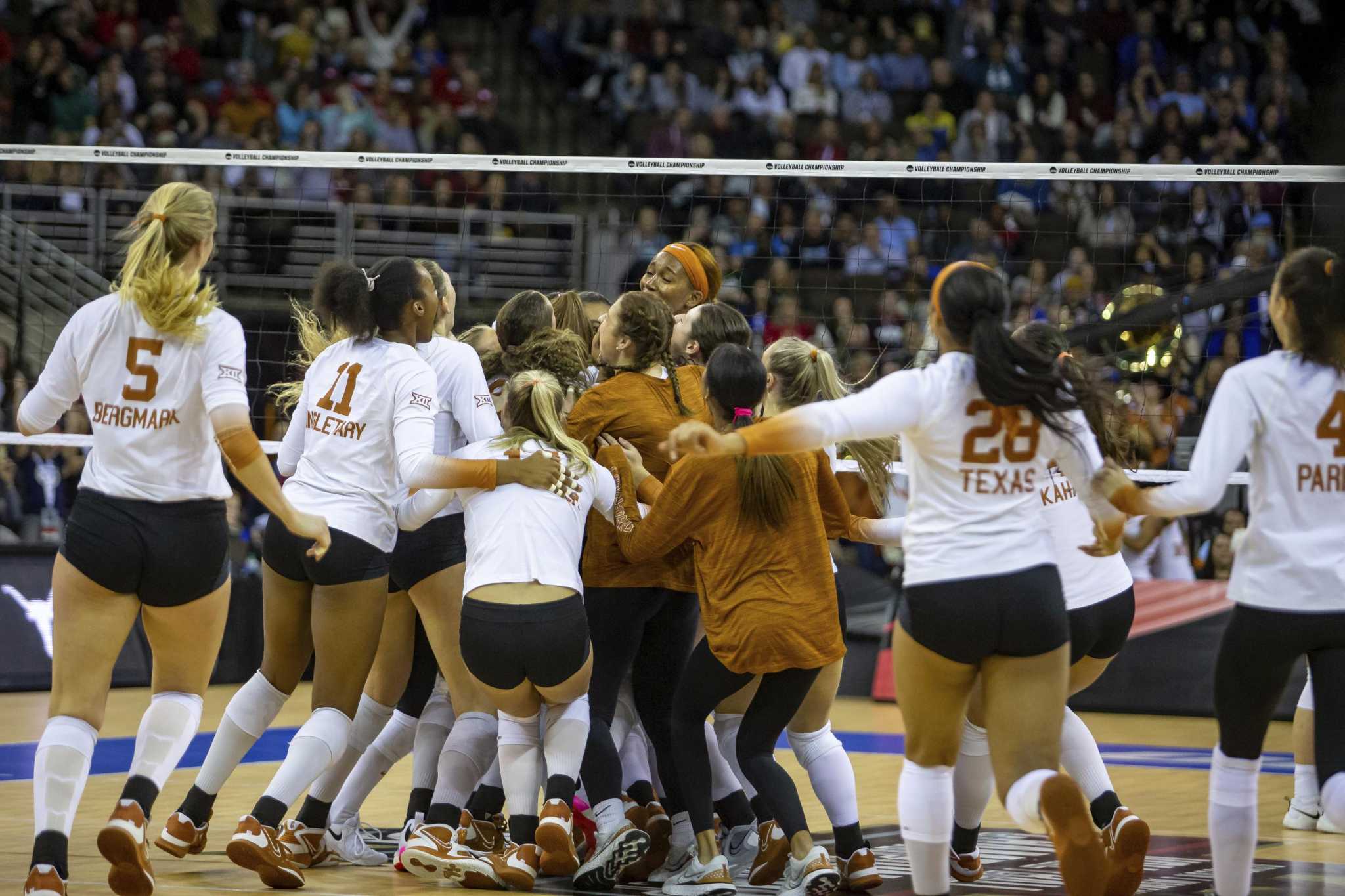Texas Volleyball Takes Down San Diego In Final Four To Advance To National Title Game 