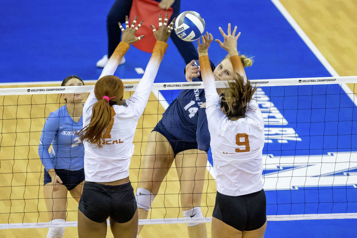 Texas Longhorns volleyball advances to NCAA championship game