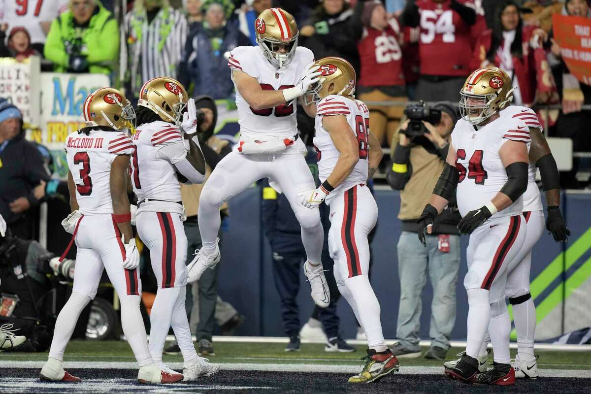 George Kittle records crazy diving catch for San Francisco 49ers