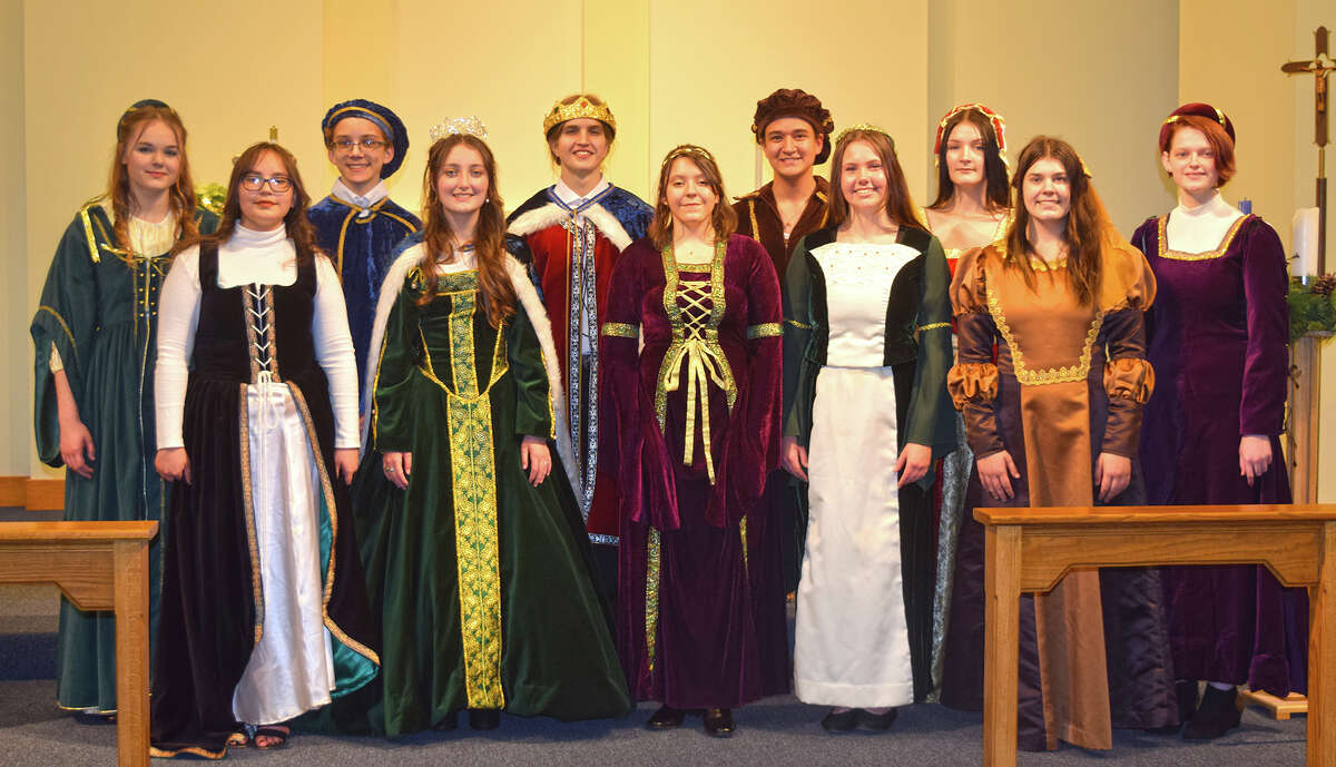 The Jacksonville High School Madrigal Singes dip back in time to bring some Renaissance-era music to the community. They performed Wednesday during Faith Lutheran Church's Advent Allegro event. 