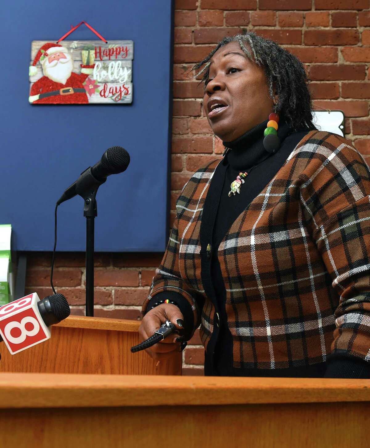 State Rep. Robyn Porter speaks about the issue of homelessness at the Downtown Evening Soup Kitchen in New Haven.
