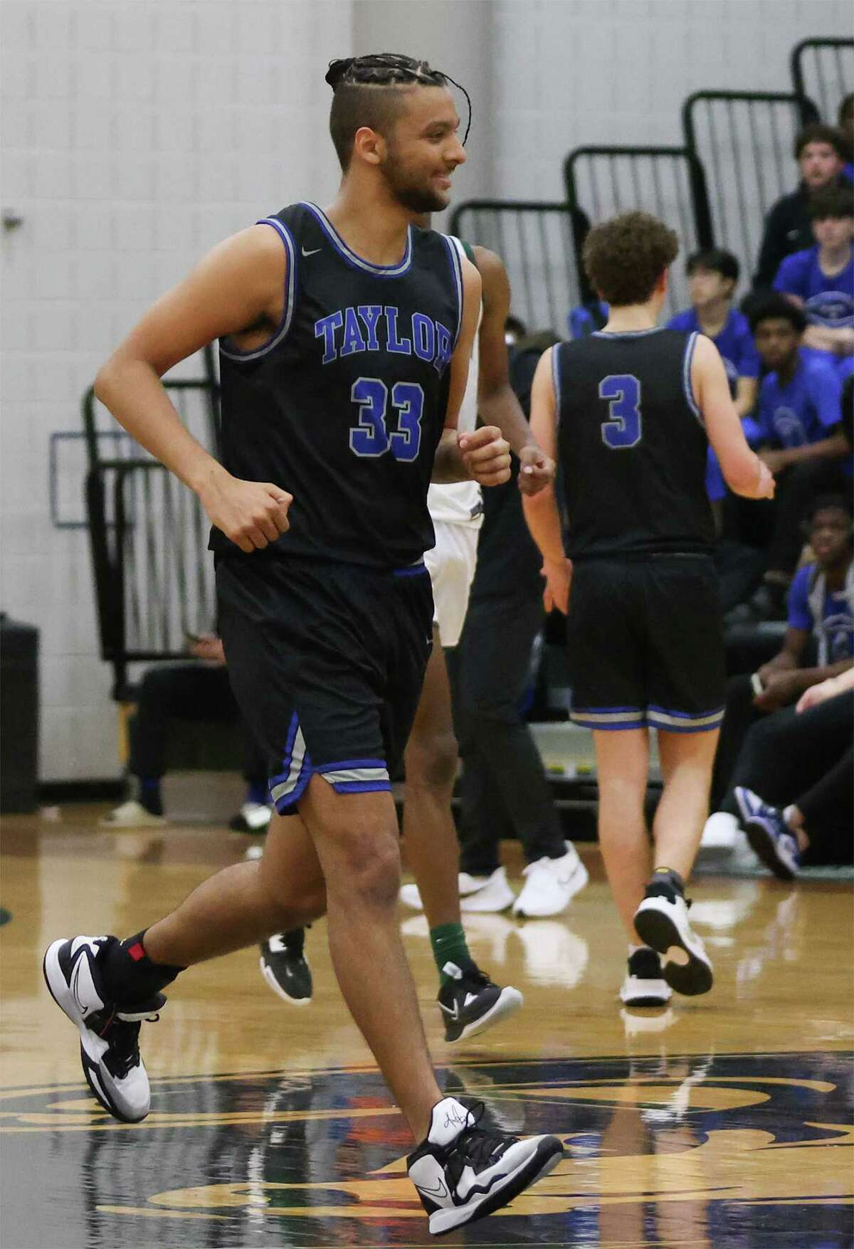 Katy Taylor Mustangs get past Mayde Creek Rams with late bucket