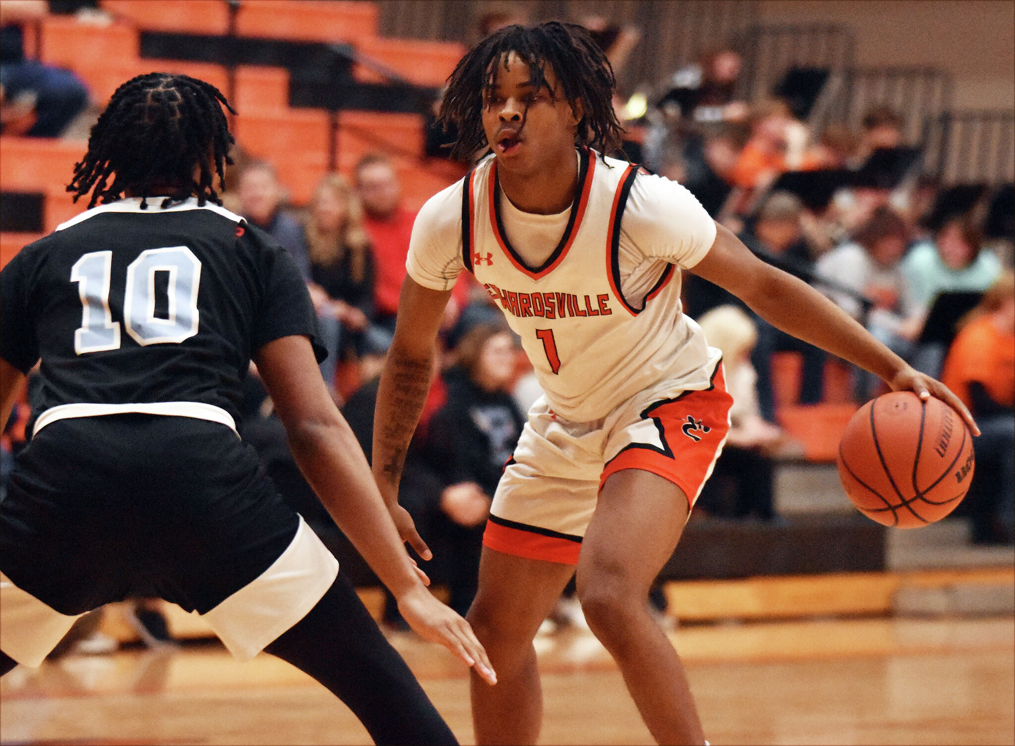 ROUNDUP: Tillman’s last-second shot rolls out