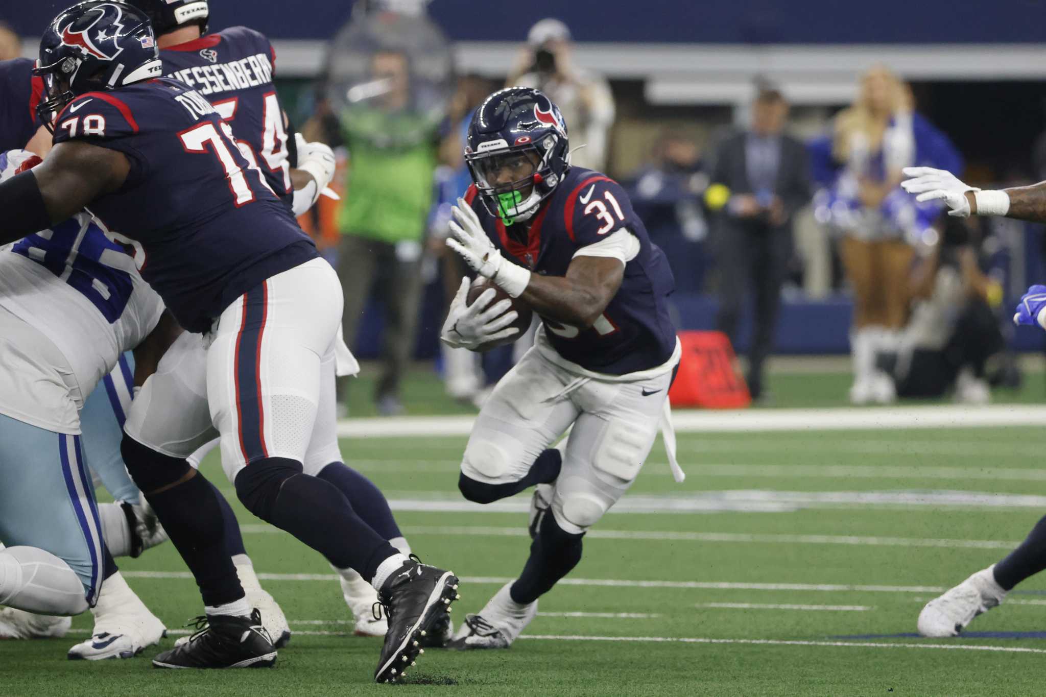 Texans vs. Chiefs: How will Houston's offense fare without Dameon Pierce?