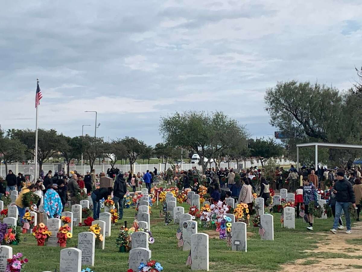 Laredo celebrates veterans in first Wreaths Across America Day