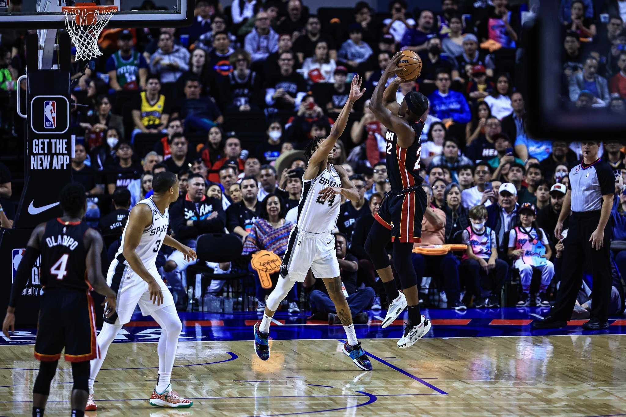 Jimmy Butler - Miami Heat - International Games (Mexico) - Game