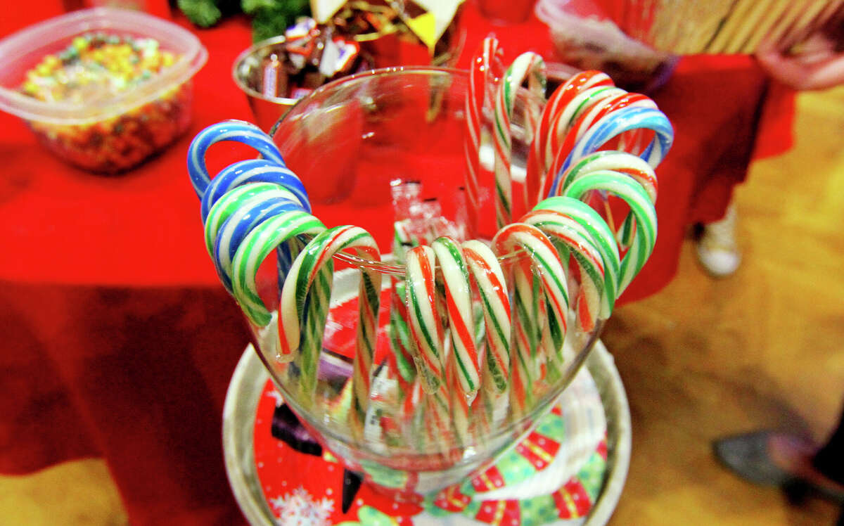 Photos Making gingerbread houses in Greenwich