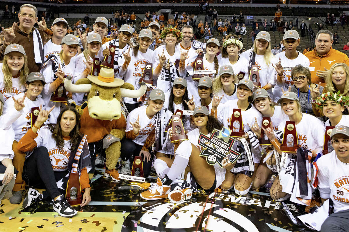 Story photo for UT wins NCAA volleyball title