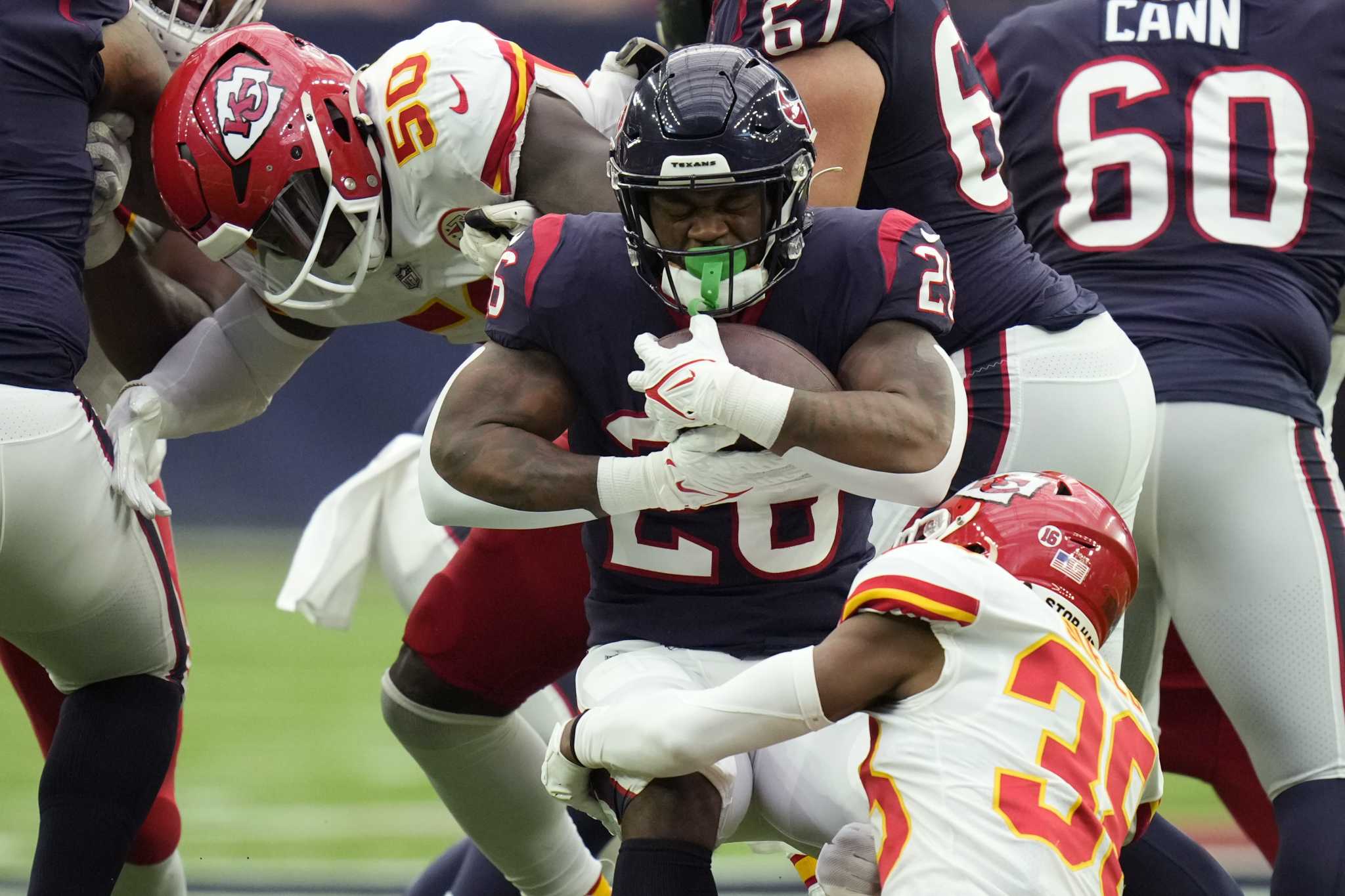 Texans falter late again in overtime loss to Chiefs