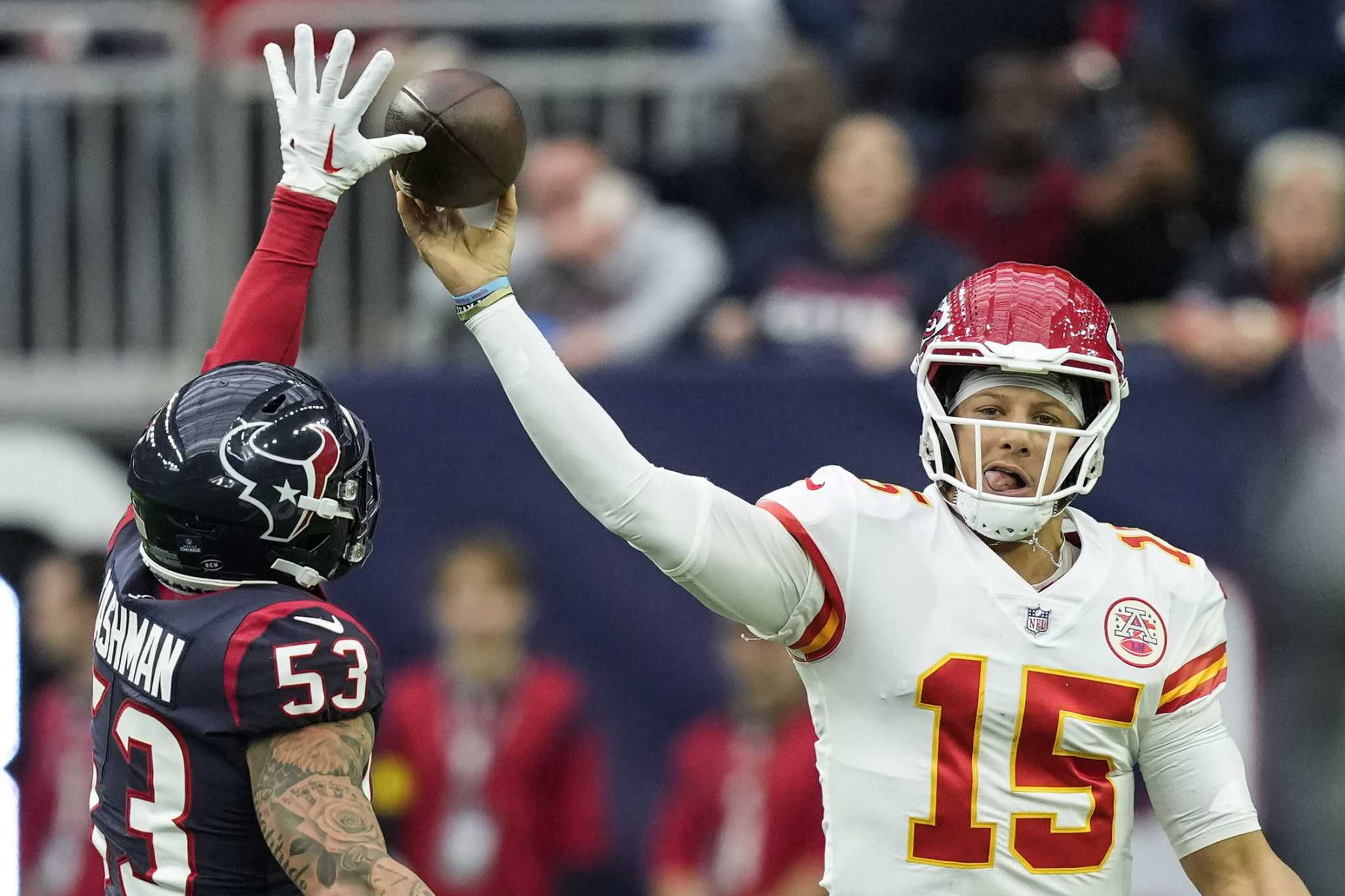 Houston Texans ready for Chiefs, with or without Patrick Mahomes