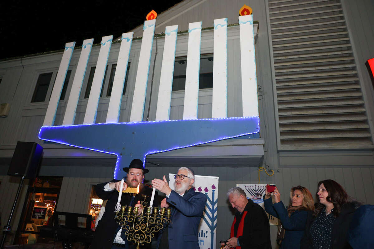 Hanukkah menorah lighting to be held on 'Sunday Night Football