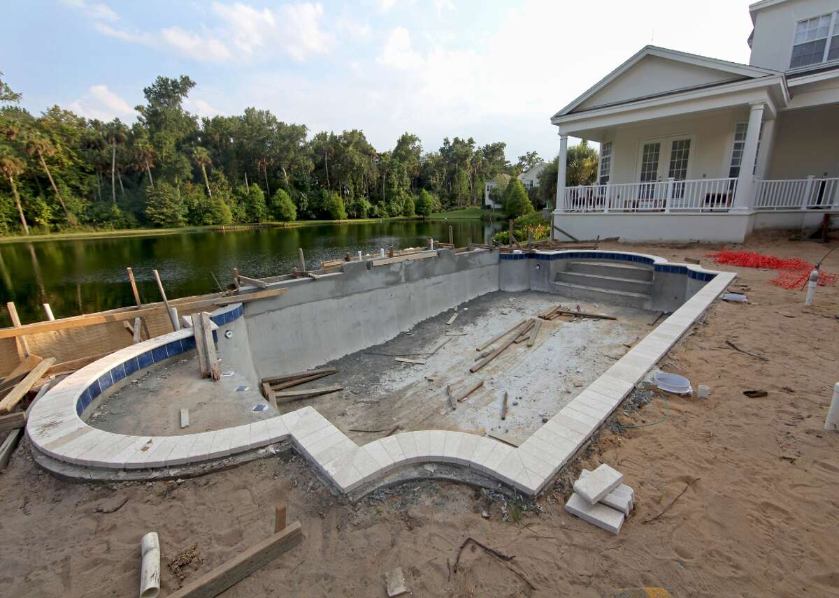 Pool - Midwest: Did not rank in top 10 - Northeast: #10 most common home renovation project - South: #6 most common home renovation project - West: #7 most common home renovation project The South is home to several states often considered to have some of the best weather in the nation, including Texas, Florida, Georgia, South Carolina, North Carolina, and Louisiana. Arizona and California, in the Western region of the U.S., also have great weather, with relatively little rain and frequent moderate temperatures. With so much sun and even hot weather, a pool is a highly coveted addition to a home.