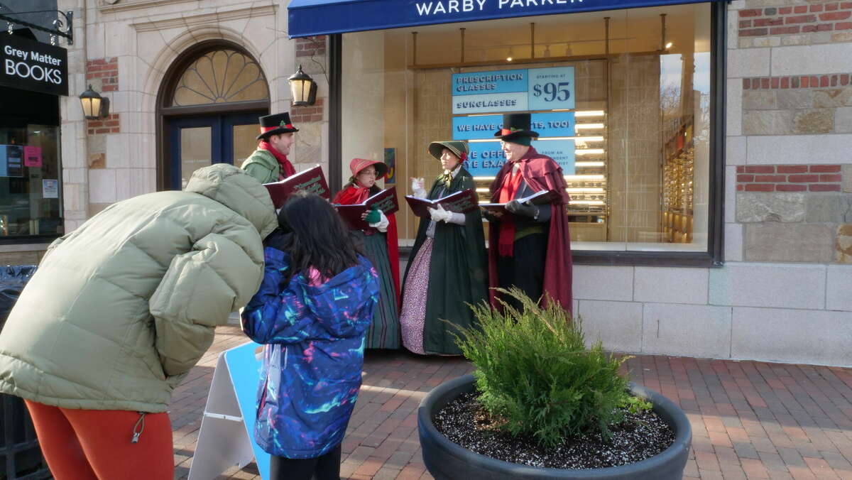 The Connecticut Yuletide Carolers perform on Sunday, Dec. 18, 2022.