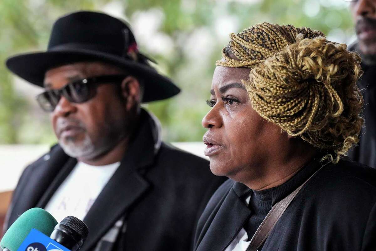 Jacilet Griffin speaks about the death of her son, Evan Lee, during a news conference outside the Harris County Jail on Monday, Dec. 19, 2022 in Houston. Lee's death at the jail in March, was ruled a homicide by the medical examiner. His family is seeking answers.