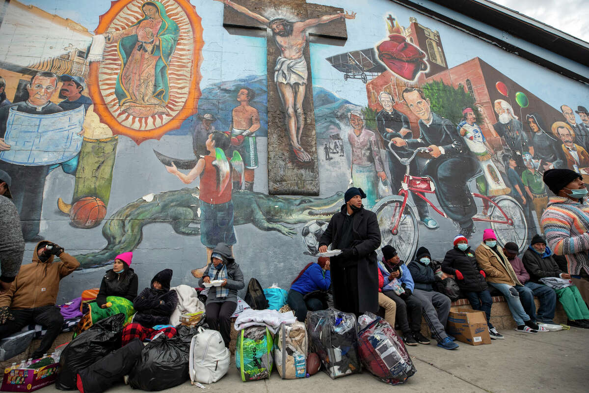 Story photo for Texas sues Biden over immigration rule that 'burdens' taxpayers