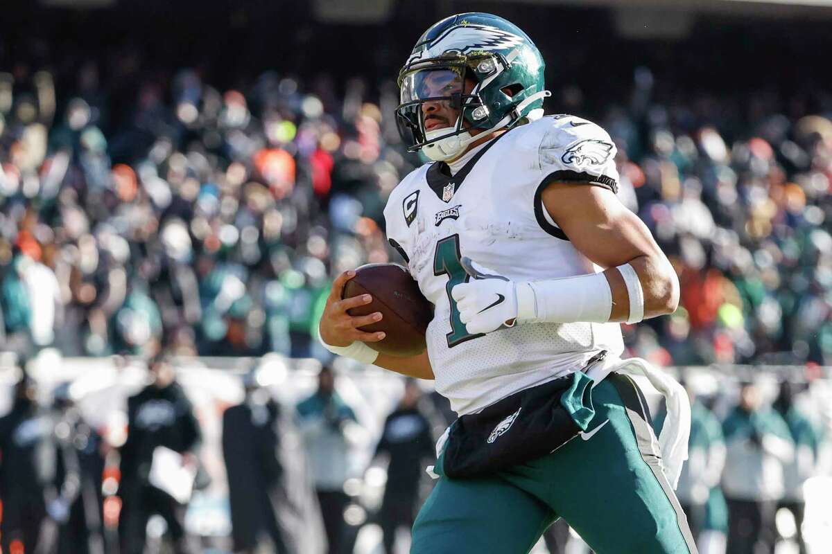 Top-5 Eagles under 25: Will Jalen Hurts silence his critics? – Philly Sports