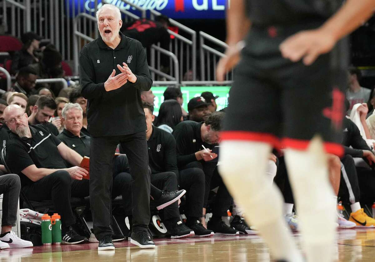 San Antonio Spurs head coach Gregg Popovich call for a time out agianst the Houston Rockets in the first half at the Toyota Center on Monday, Dec. 19, 2022 in Houston.