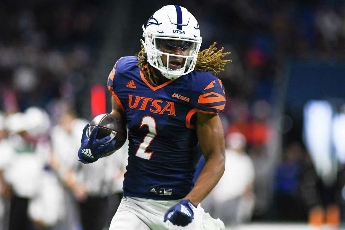 UTSA wide receiver Joshua Cephus moves the ball down the field during the second quarter of the Conference USA championship game at the Alamodome on Dec. 2. Cephus was missing from the Roadrunners’ lineup during the Cure Bowl two weeks later. They lost that game to Troy, 18-12.