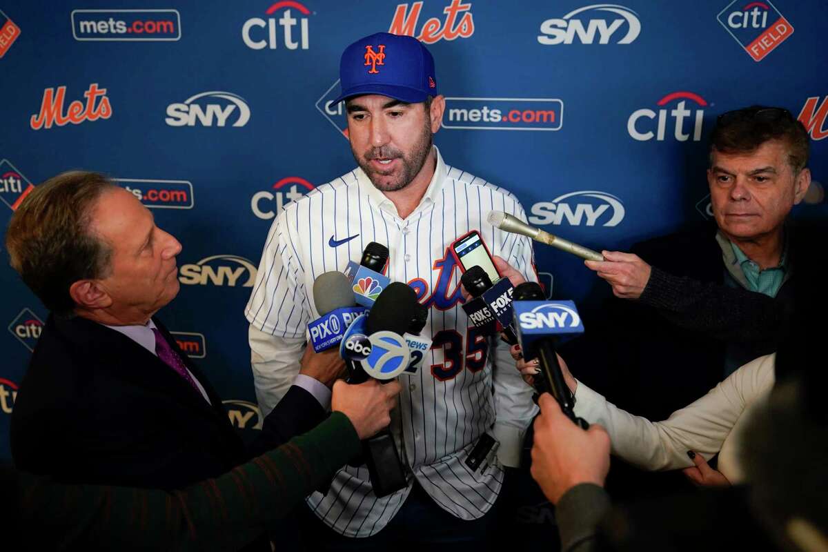 Justin Verlander Signs With The New York Mets in 2023 MLB Free Agency