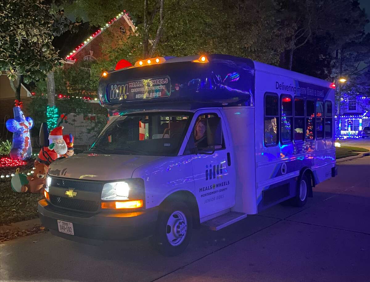 For the second year, Meals on Wheels of Montgomery County has provided Christmas light tours in The Woodlands to seniors.