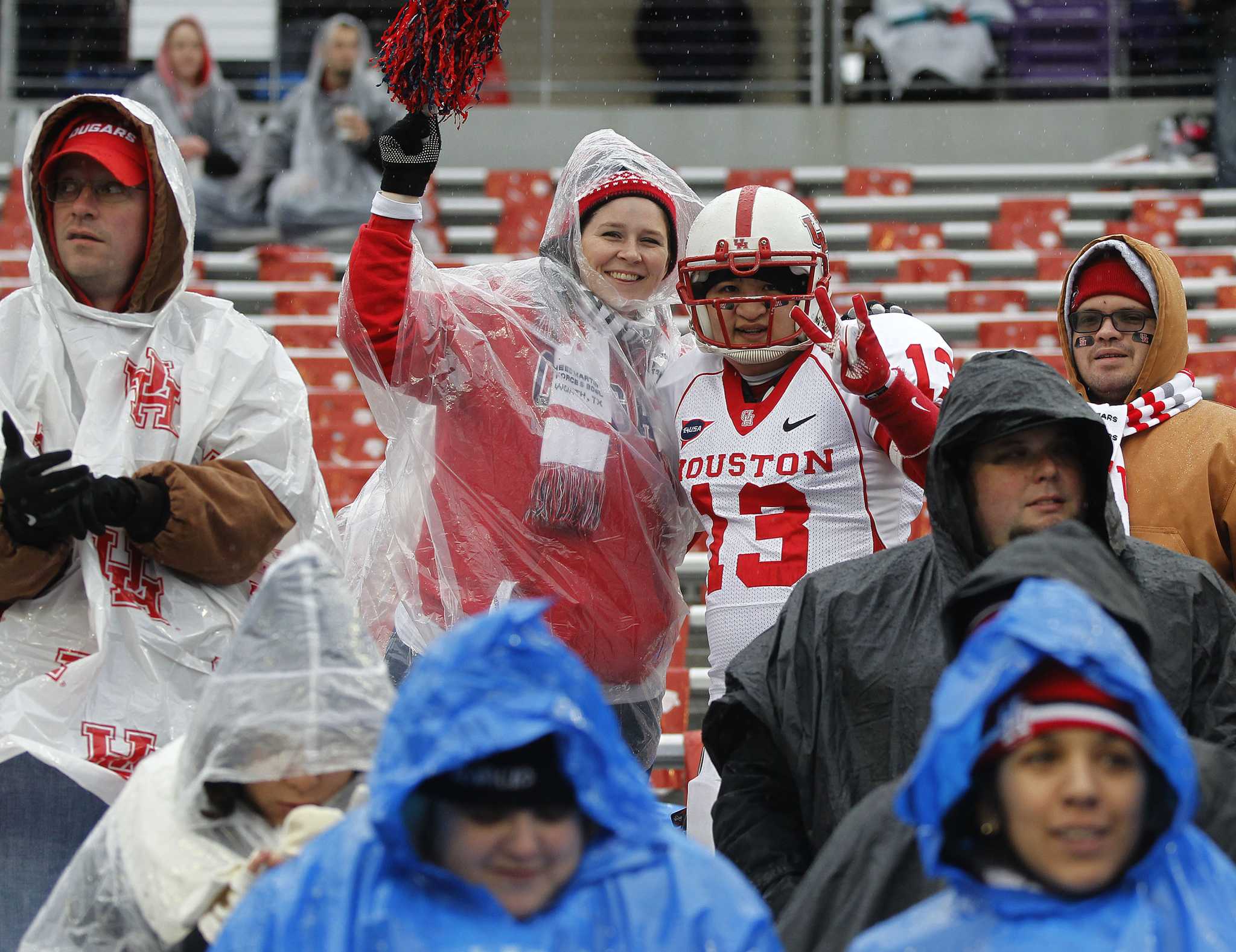 Wild-Card Weather Balmy, Compared With the 'Freezer Bowl' - The New York  Times